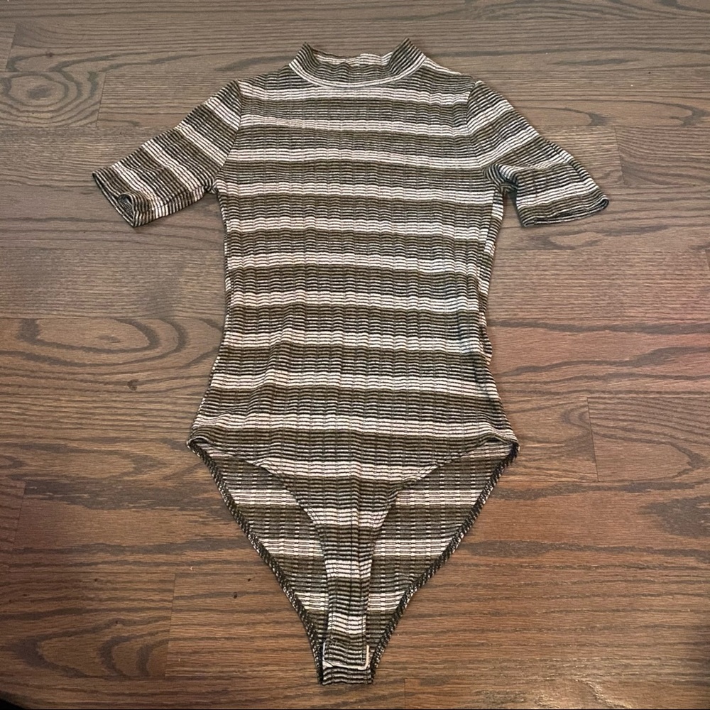 Striped short sleeve bodysuit